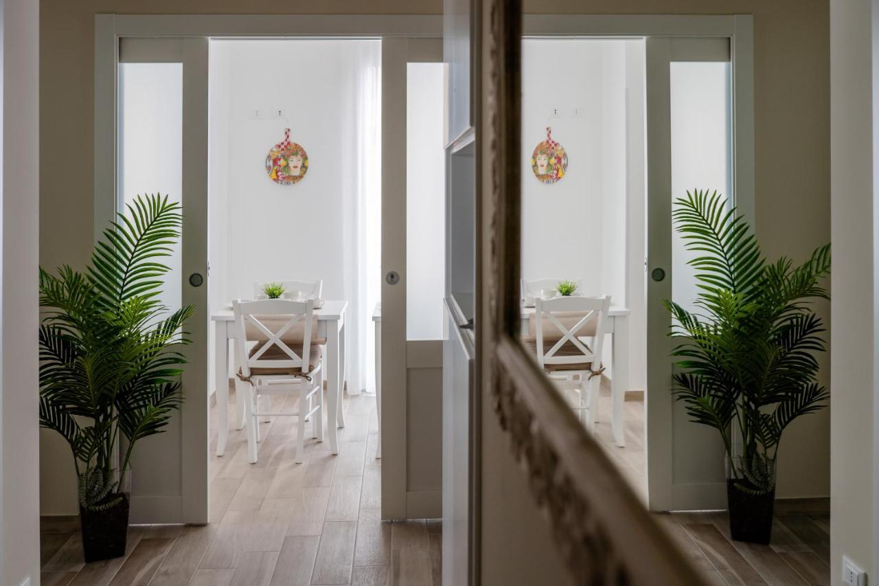 Porta Aragonese Luxury Rooms Palermo Exterior foto